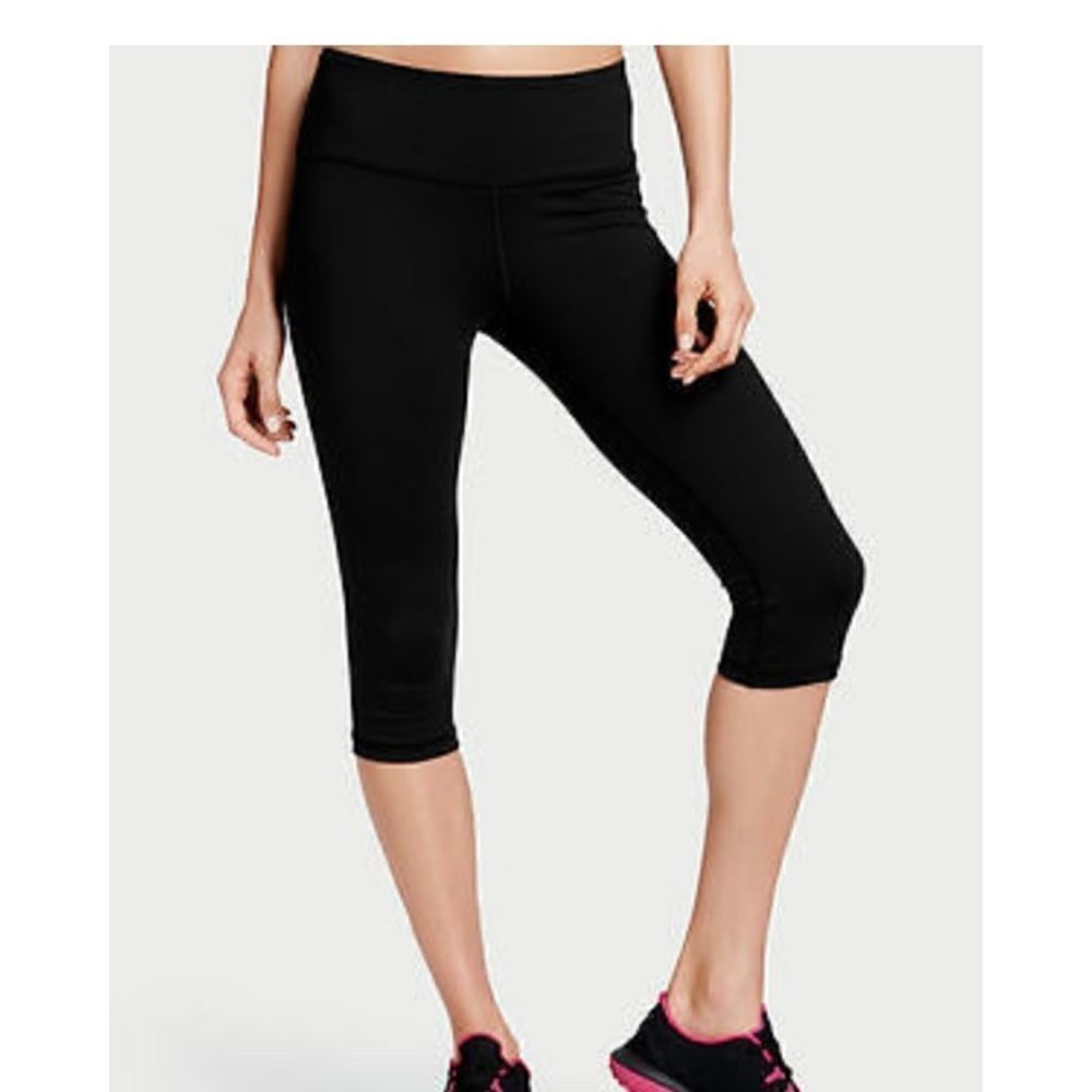 VICTORIA SECRET KNOCKOUT CROP LEGGINGS💕